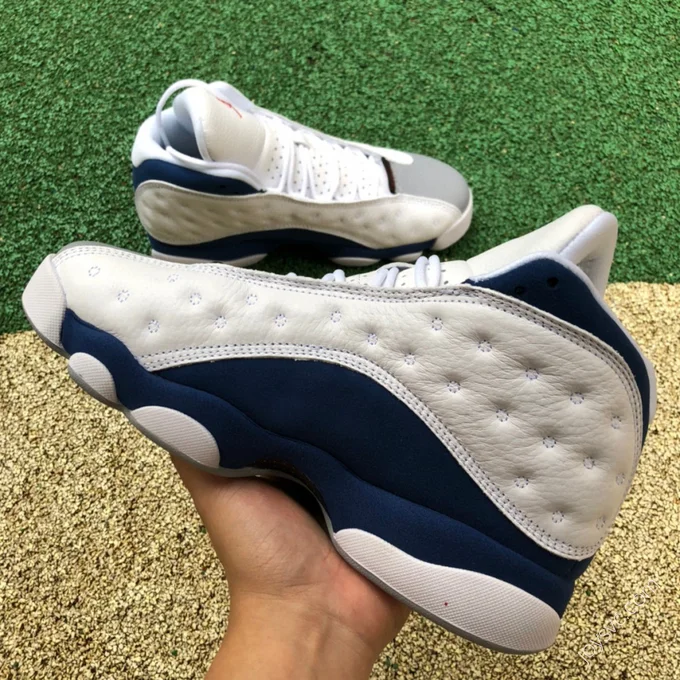 Air Jordan 13 