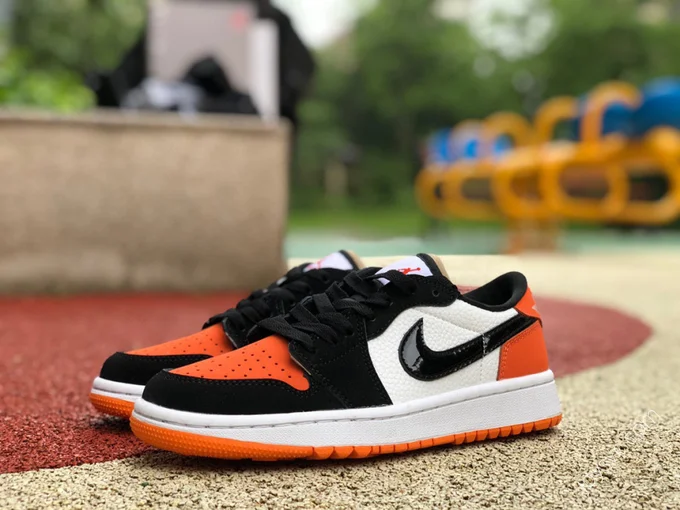 Air Jordan 1 Low Golf 