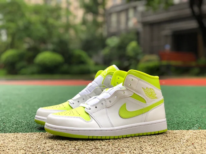 Air Jordan 1 Mid White Green Lime Sneakers BQ6472-131