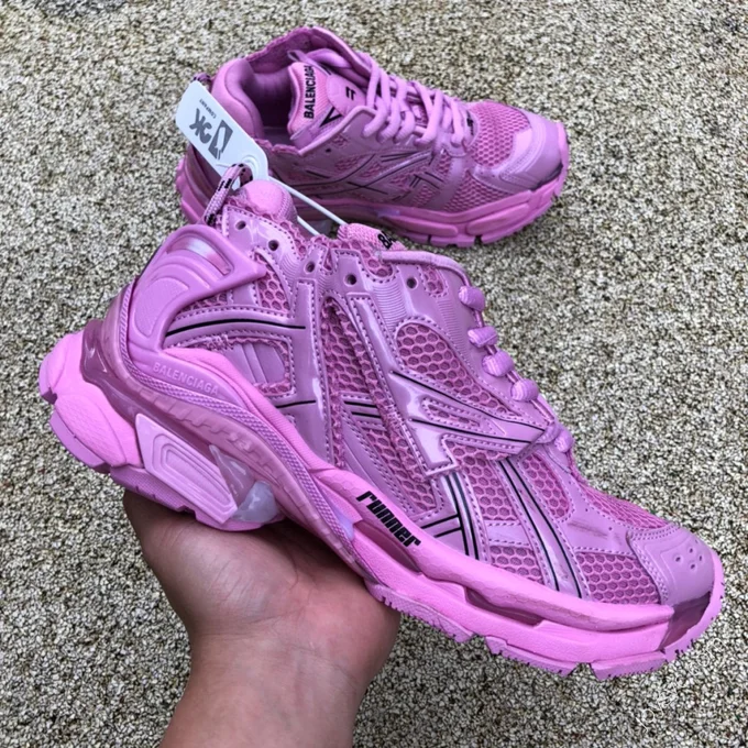 Balenciaga Runner Pink