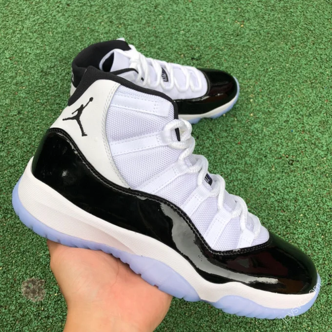 Air Jordan 11 