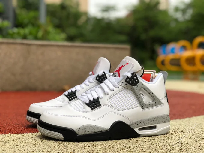 Air Jordan 4 