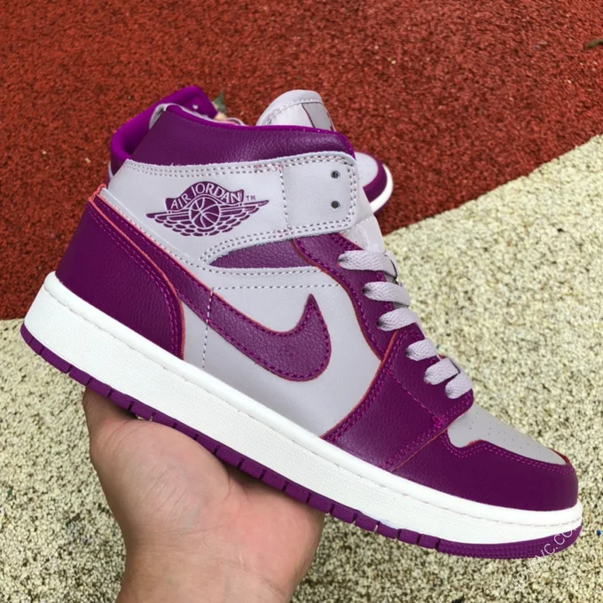 Air Jordan 1 Mid 