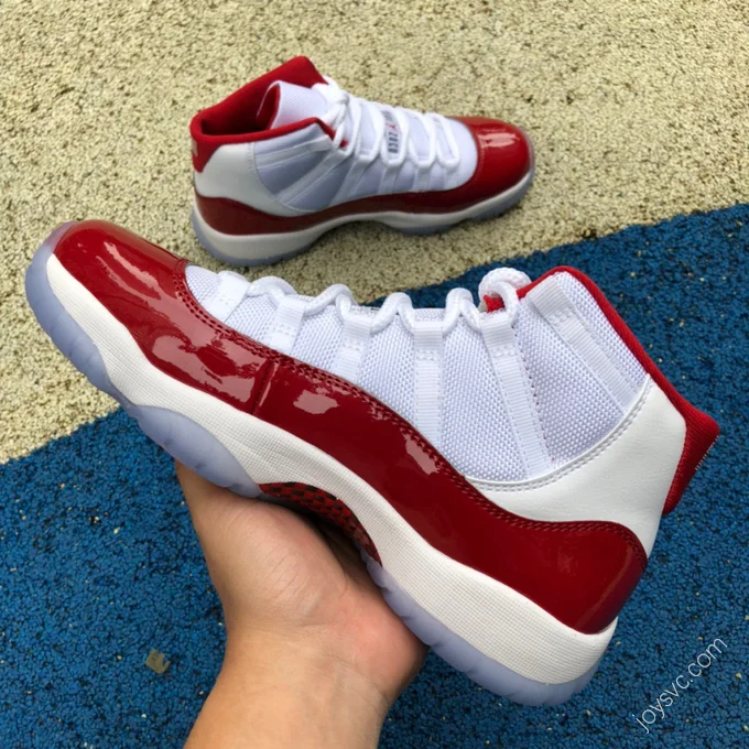 Air Jordan 11 WMNS 