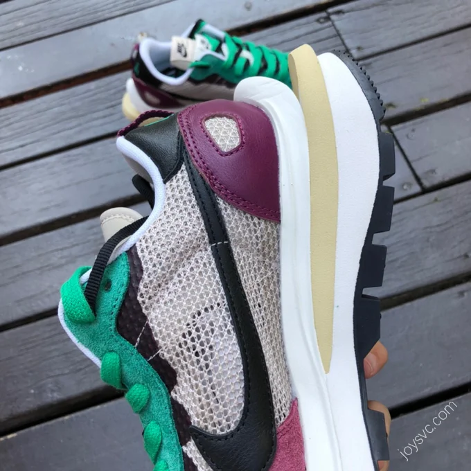 Nike x Sacai Vaporwaffle Red DD3035-200