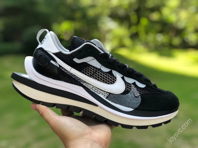 Nike x Sacai Vaporwaffle Black White CV1363-001