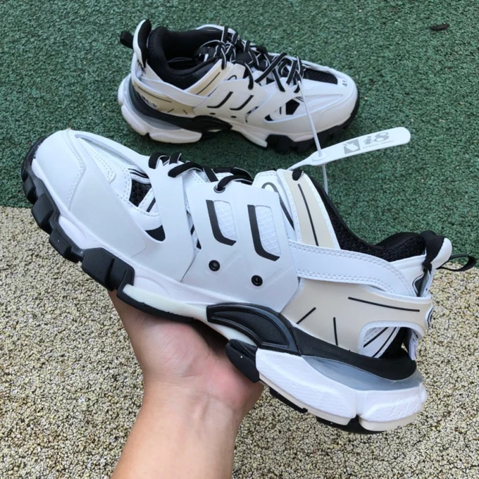 Balenciaga Triple S Black White