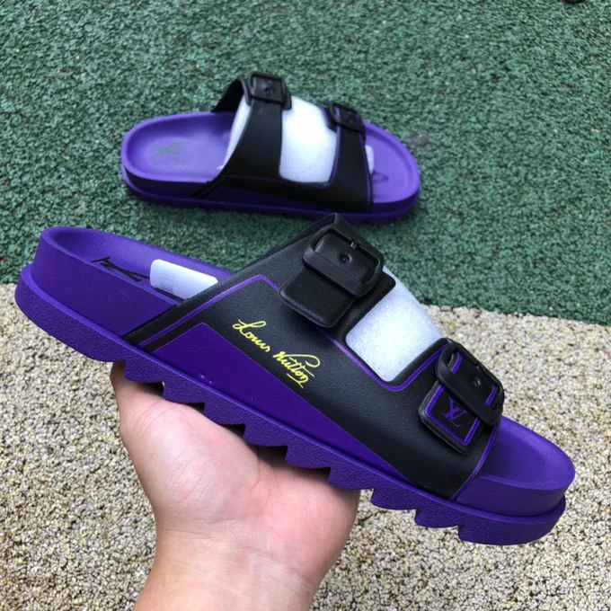 LOUIS VUITTON Slides Black Purple