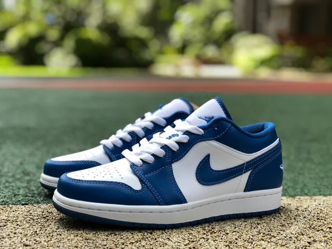 Air Jordan 1 Low 