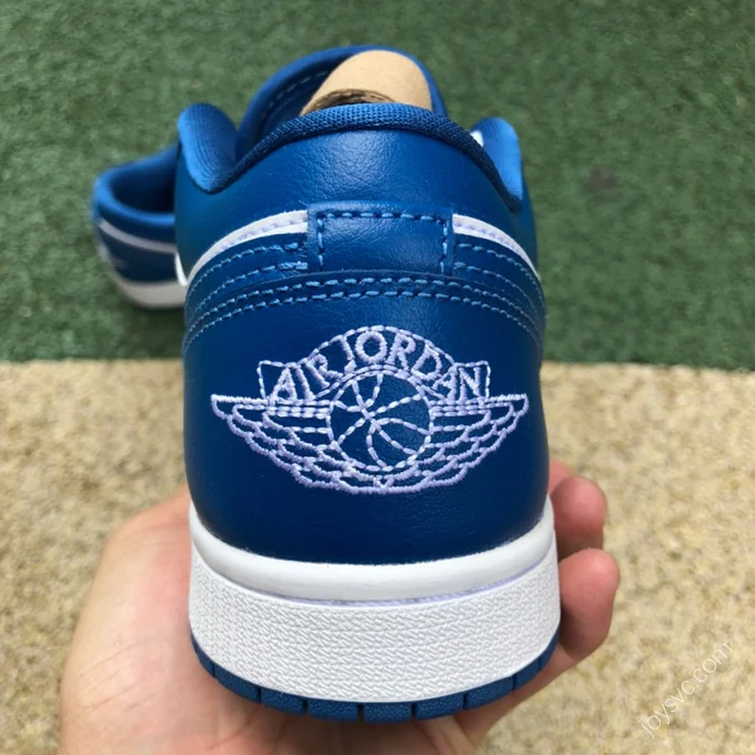 Air Jordan 1 Low 