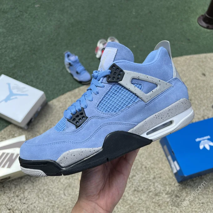 Air Jordan 4 