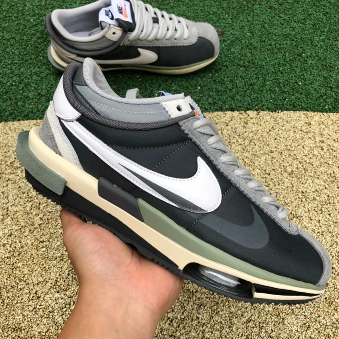 Sacai x Nike Zoom Cortez Grey DQ058