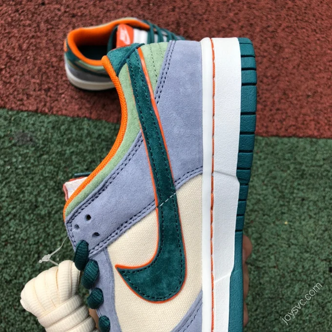 Katsuhiro Otomo x Nike Dunk Low White Blue Green LF0039-017