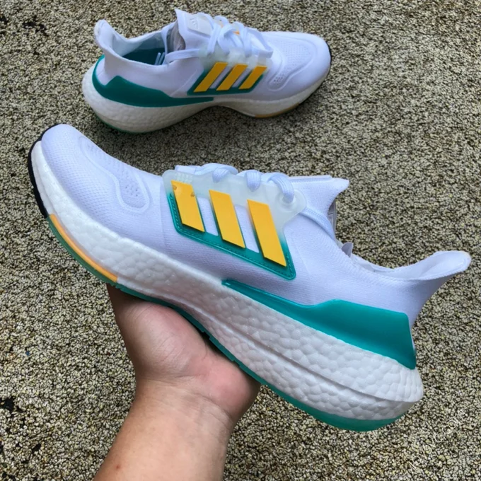 Adidas UltraBoost 22 Yellow Green White