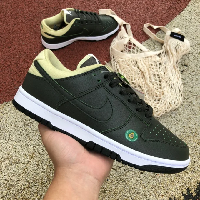 Nike Dunk Low LX Green DM7606-300