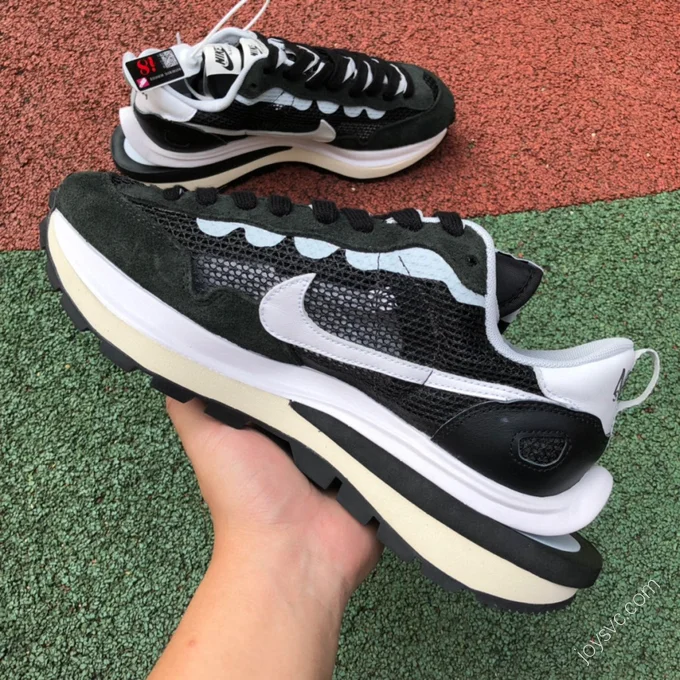 Nike x Sacai Vaporwaffle Black White CV1363-001