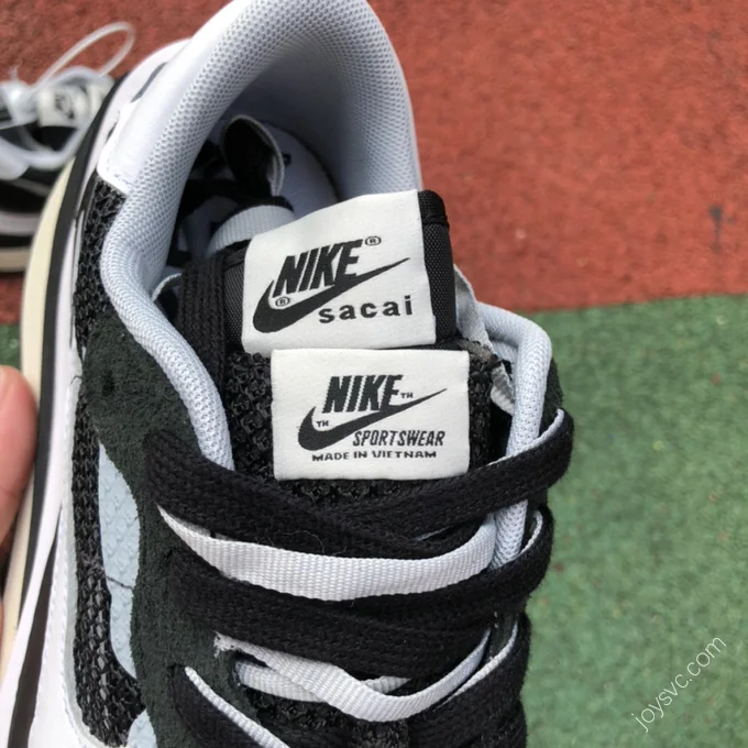 Nike x Sacai Vaporwaffle Black White CV1363-001