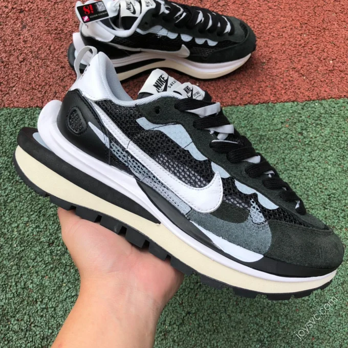 Nike x Sacai Vaporwaffle Black White CV1363-001