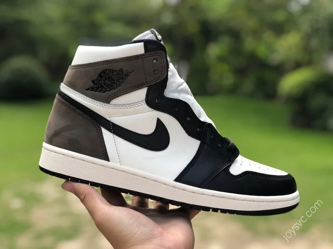 Air Jordan 1 High OG Mocha High-Top Sneaker 555088-134