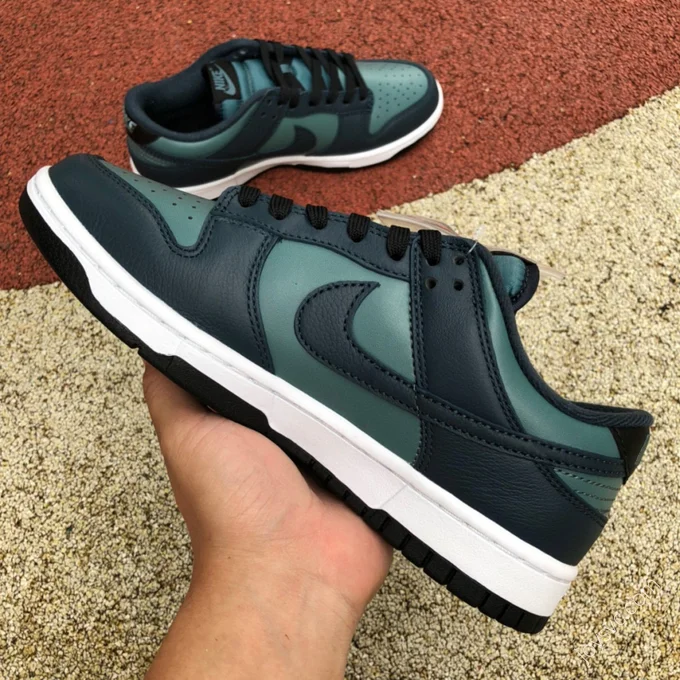 Nike Dunk Low Black Green DR9705-300