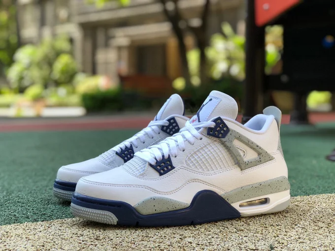 Air Jordan 4 