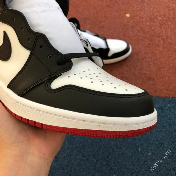 Air Jordan 1 OG Black Toe Classic High-Top Sneaker 555088-575441-125