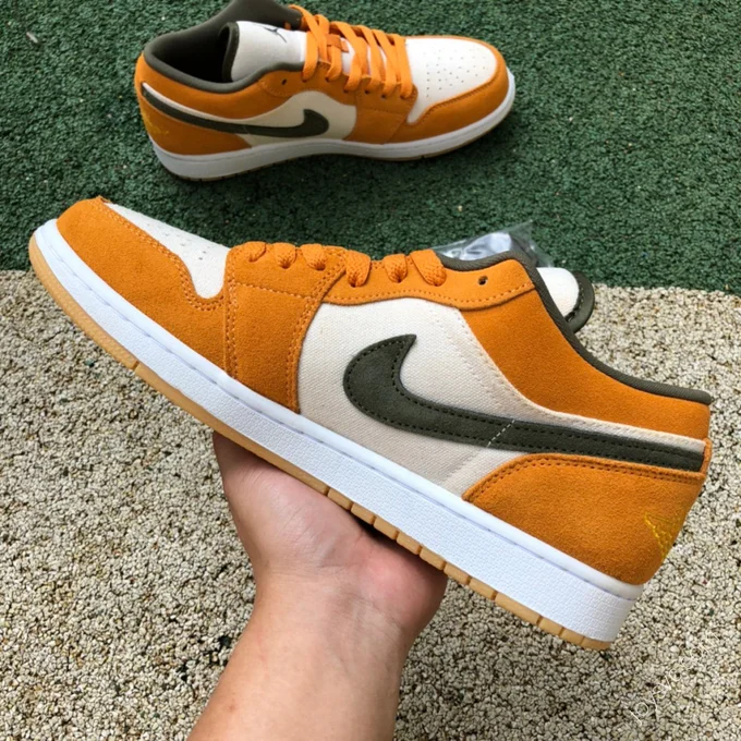 Air Jordan 1 Low Orange Sneakers DH6931-102