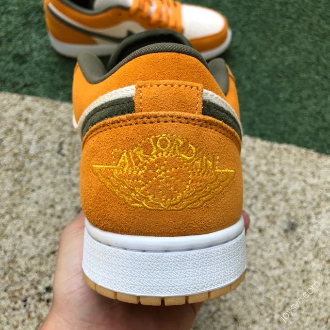 Air Jordan 1 Low Orange Sneakers DH6931-102