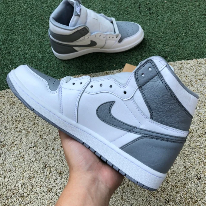 Air Jordan 1 High OG 