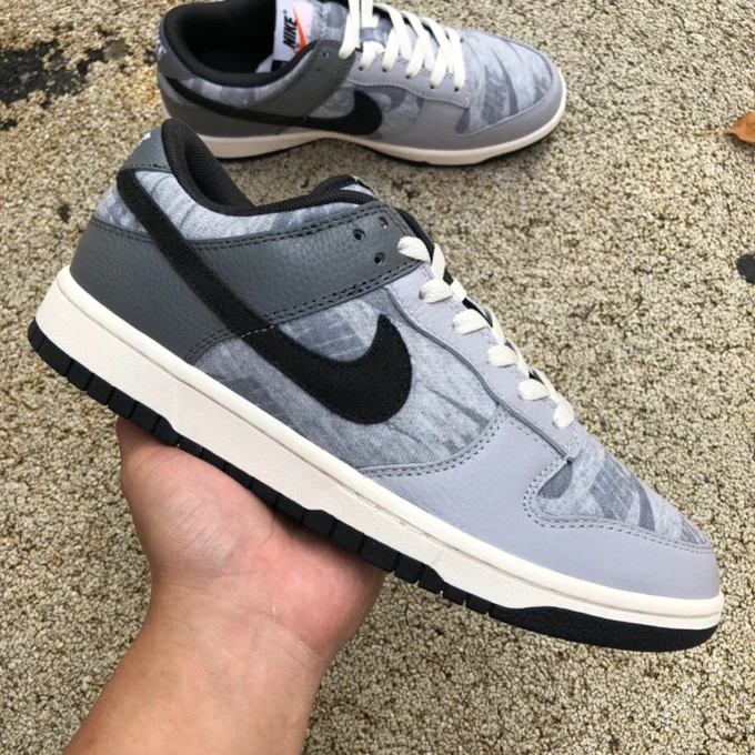 Nike Dunk Low 