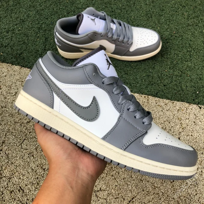 Air Jordan 1 Low 