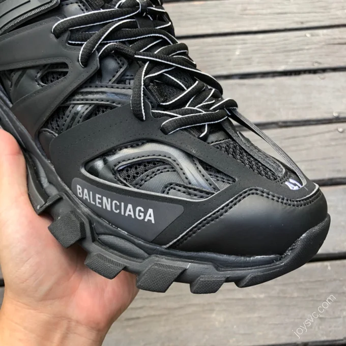 Balenciaga Triple S Black