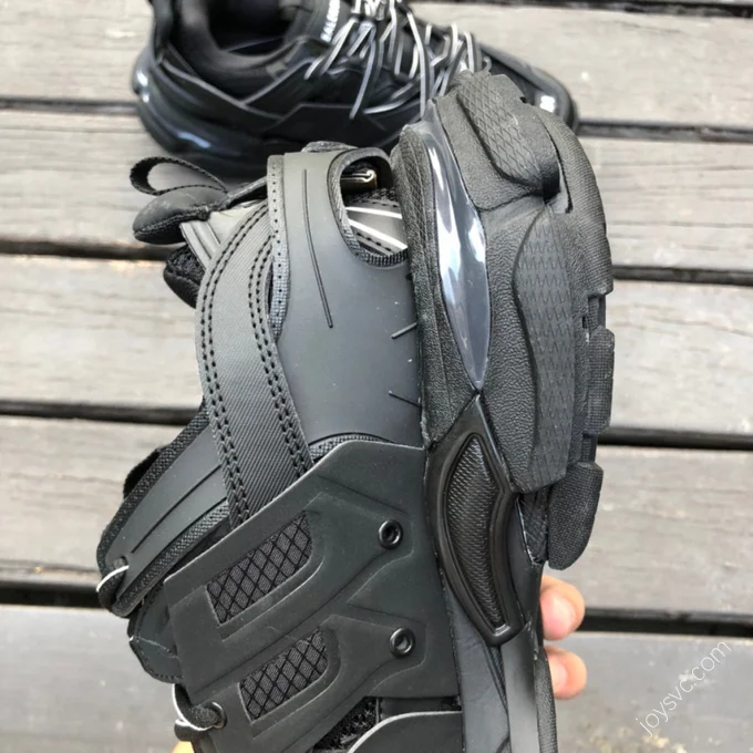 Balenciaga Triple S Black