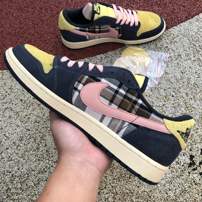 Travis Scott x Air Jordan 1 Low Black Yellow Grid CQ4277-618