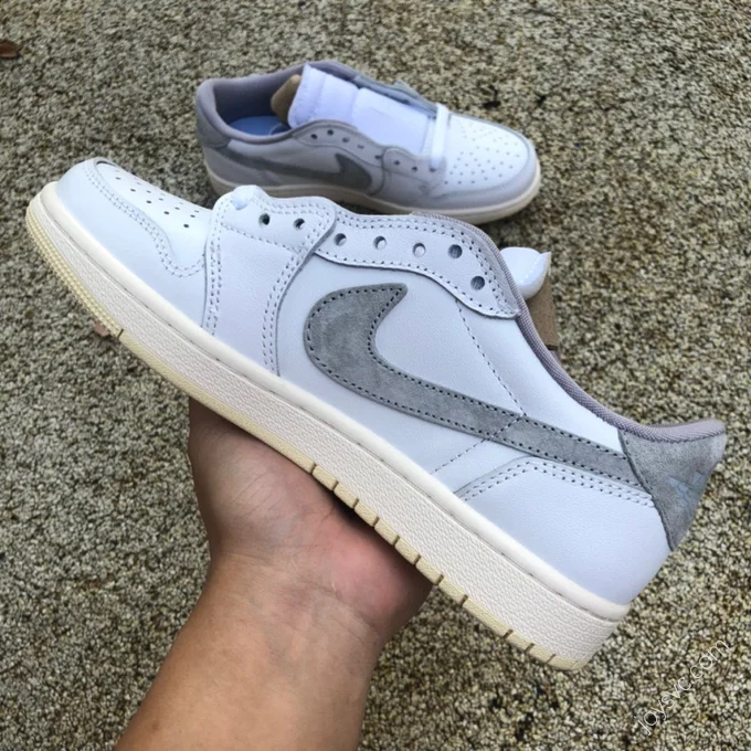 Travis Scott x Air Jordan 1 Low Beige Grey Sneakers CZ0790-100