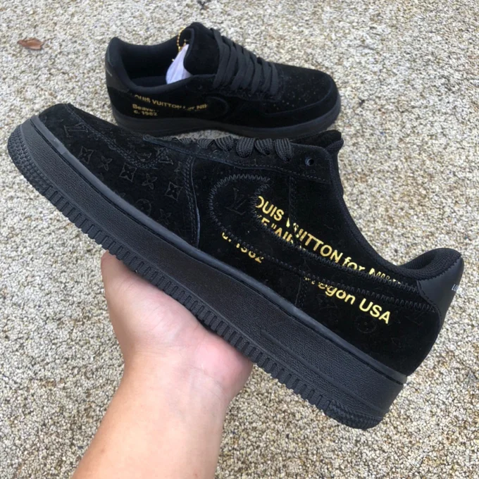 Louis Vuitton x Nike Air Force 1 x Off-White MS02