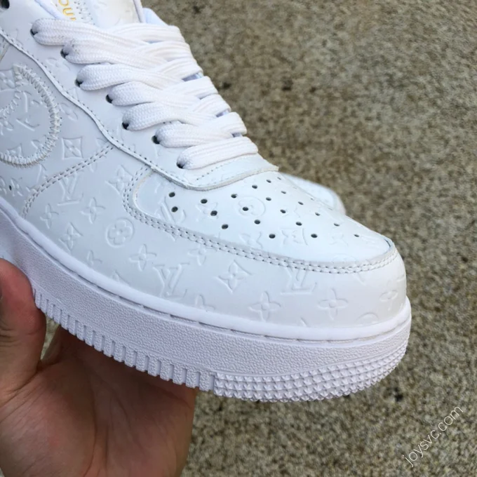 Louis Vuitton x Nike Air Force 1 x Off-White 1A9V