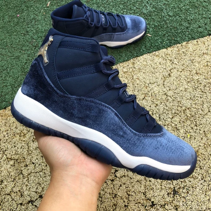 Air Jordan 11 WMNS 