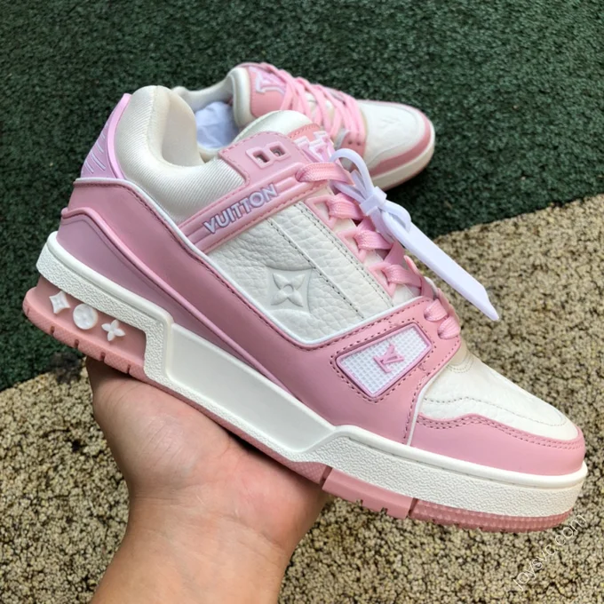 LOUIS VUITTON Trainer White Pink