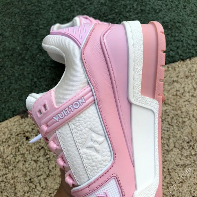 LOUIS VUITTON Trainer White Pink