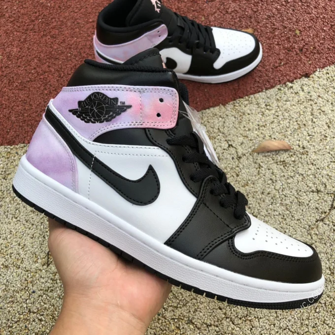 Air Jordan 1 Mid 