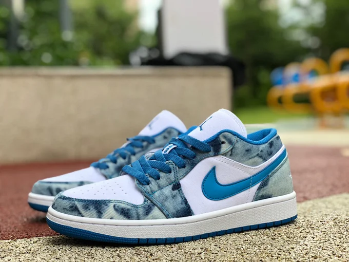 Air Jordan 1 Low Washed Blue Low-Top Sneaker DM8947-100