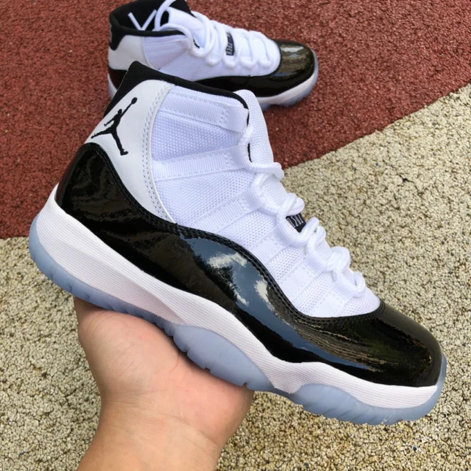 Air Jordan 11 