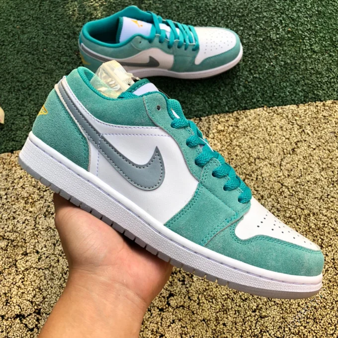 Air Jordan 1 Low Emerald Blue DN3705-301