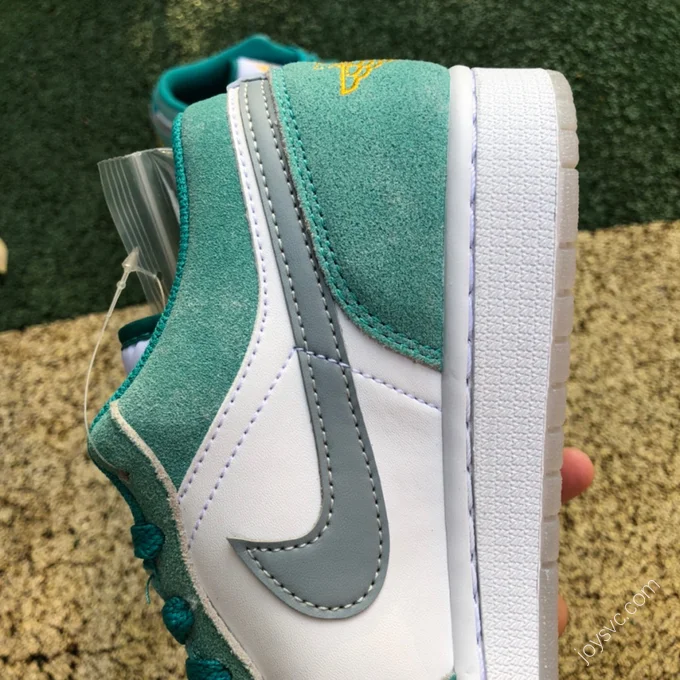 Air Jordan 1 Low Emerald Blue DN3705-301