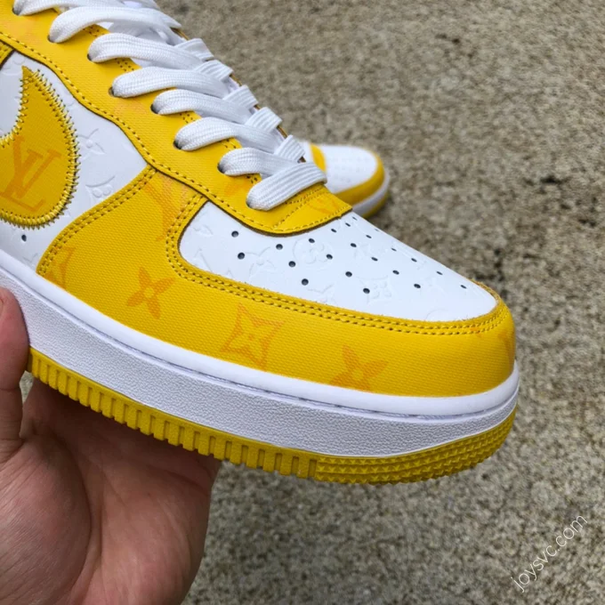 Louis Vuitton x Nike Air Force 1 x Off-White MS02