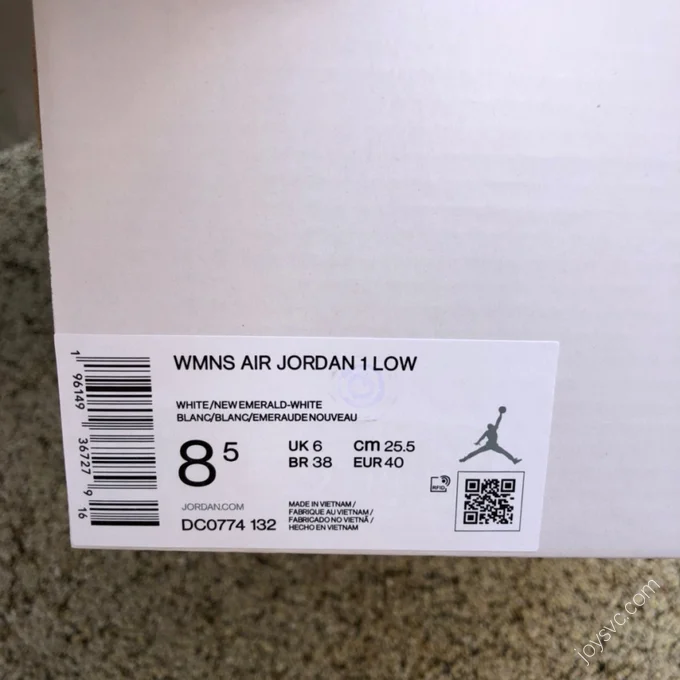 Air Jordan 1 White Green Sneakers DC0774-132