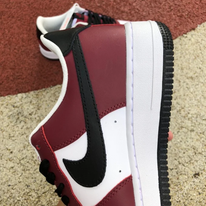 Nike Air Force 1 Low '07 White/Burgundy FD0300-600