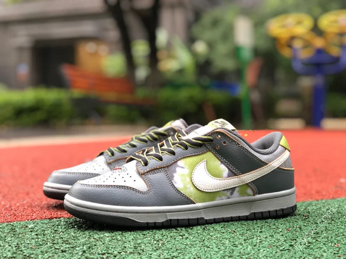 Nike SB Dunk Low OG OS Green FD8775-002