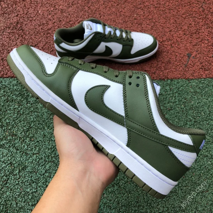 Nike Dunk Low 